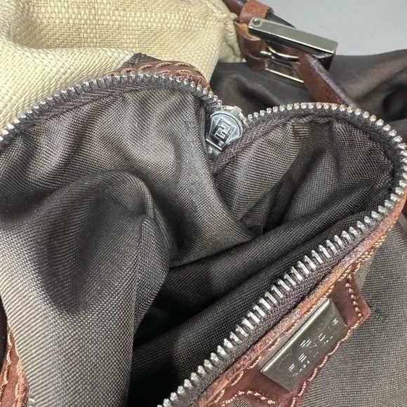 Fendi Zucca Cambas Mamma Baguette. - Picture 12 of 17